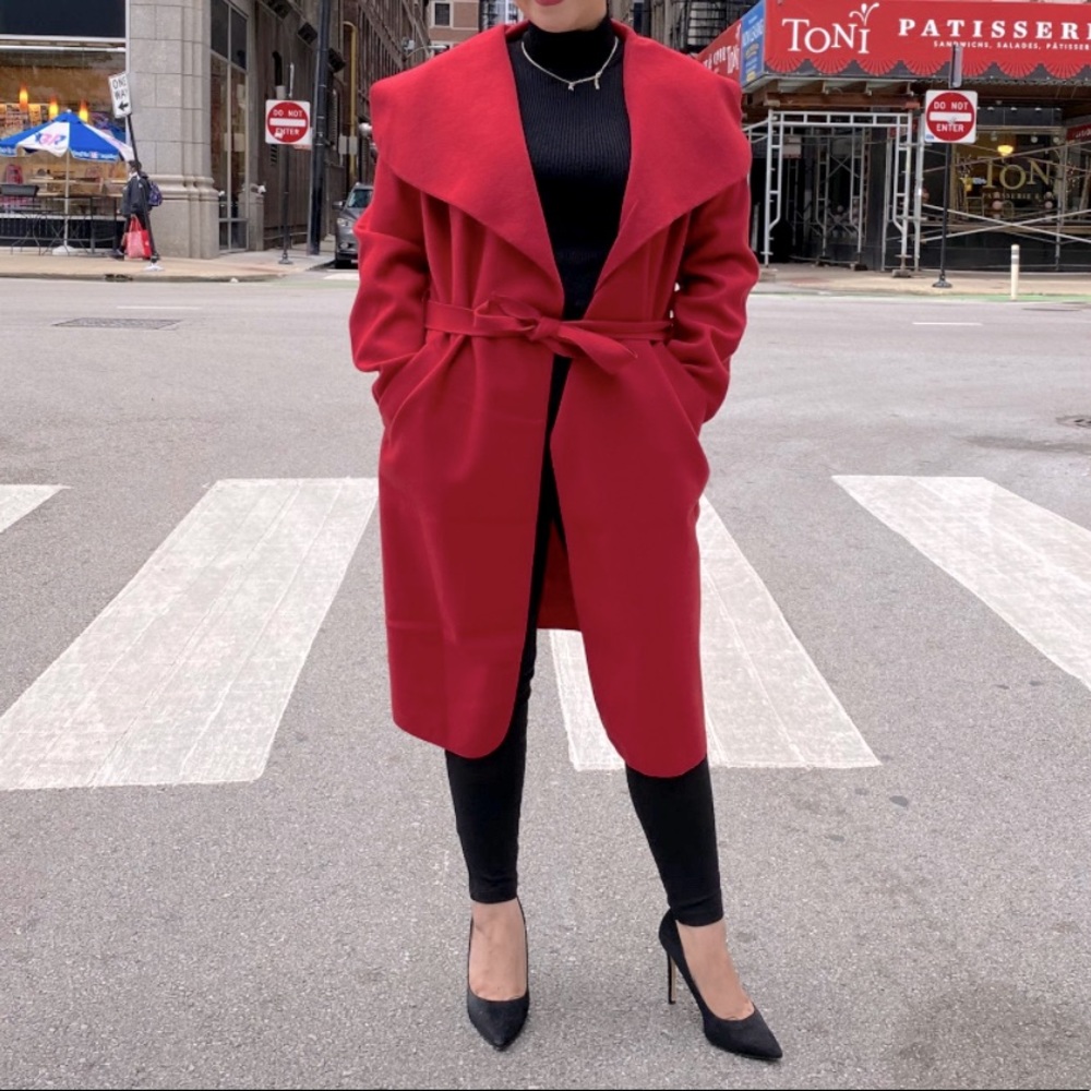 Shinestar size S red coat in perfect condition